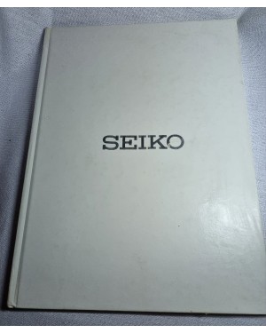 A história da Seiko começou em 1881, quando um empreendedor de 21 anos, Kintaro Hattori, abriu uma loja de venda e consertos de relógios .